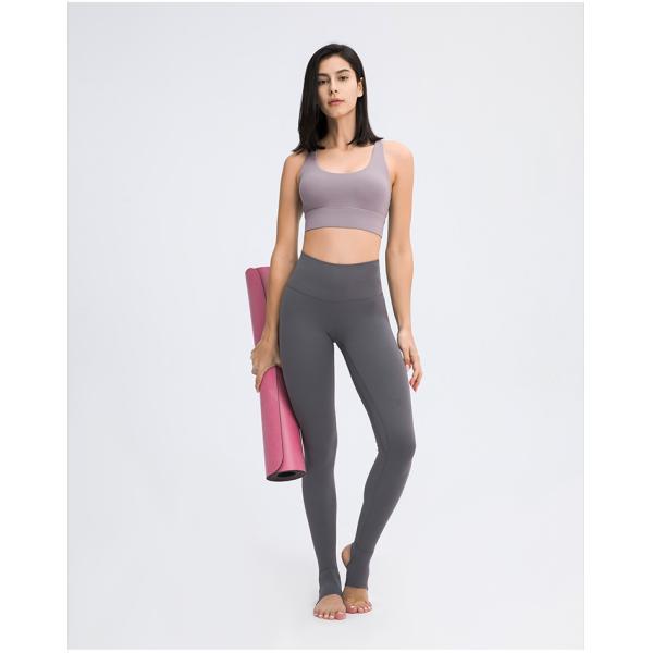 Foot Stepping Sports Yoga Pants Capri Solid Slim Fit High Waist Training Leggings