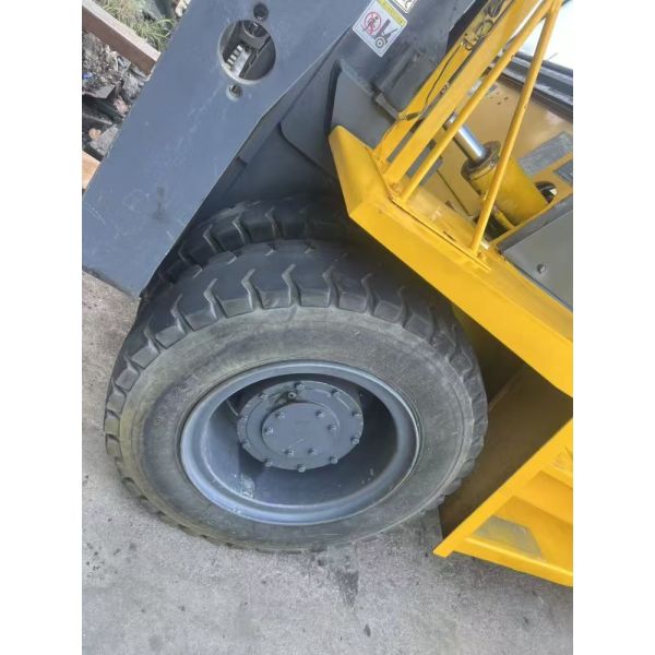 Used TCM 10T Forklift Original ISUZU Engine From Japan With 3T 5T 10T 20T Models Featuring With Closed Cab