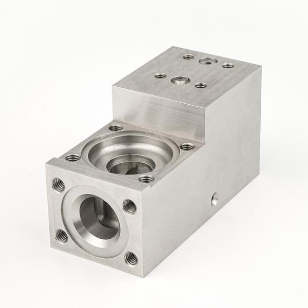 Высокоточная обработка деталей из нержавеющей стали с помощью ЧПУ