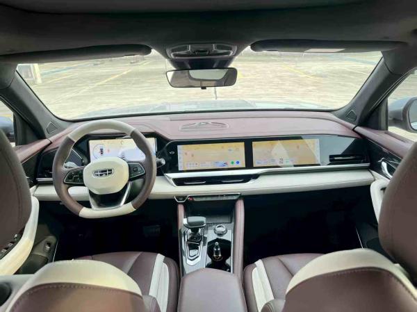 Geely Xingyue L 2021 Model 2.0TD DCT EVO 2WD Popular Used Cars with Multi-link Independent Suspension