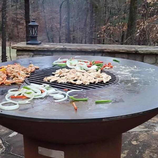 Charcoal Fueled Metal Outdoor Cooking BBQ Grills Weatherproof For Meat Vegetables
