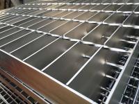 30x100mm grille de plancher en acier grille d'acier pour allée personnalisée grille en acier inoxydable