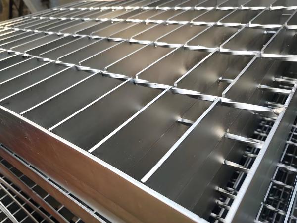 Rejas de acero galvanizado de 30x100 mm de malla de 3 mm de espesor Soldado