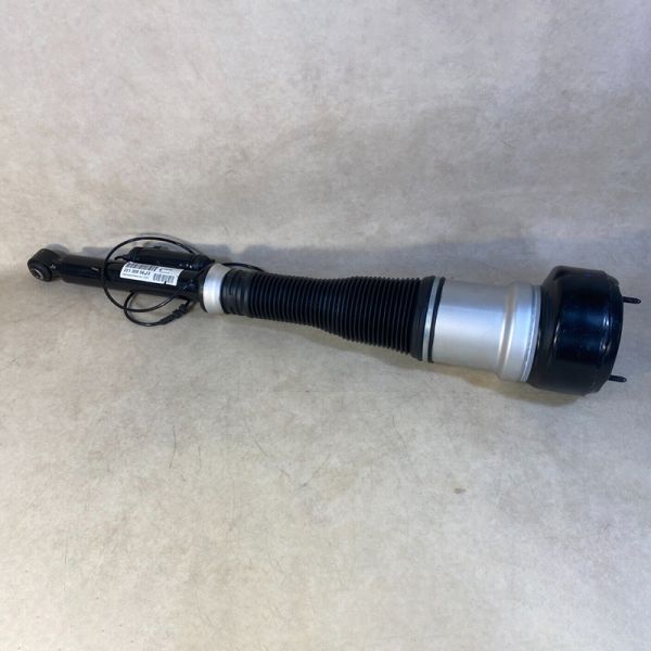 W221 Suspension Struts for Mercedes-Benz S Class S550 2213205513 2213205613 Air Shock Absorbers