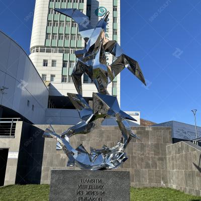 Mirror Polished Stainless Steel Sculpture Artists Monument Statue