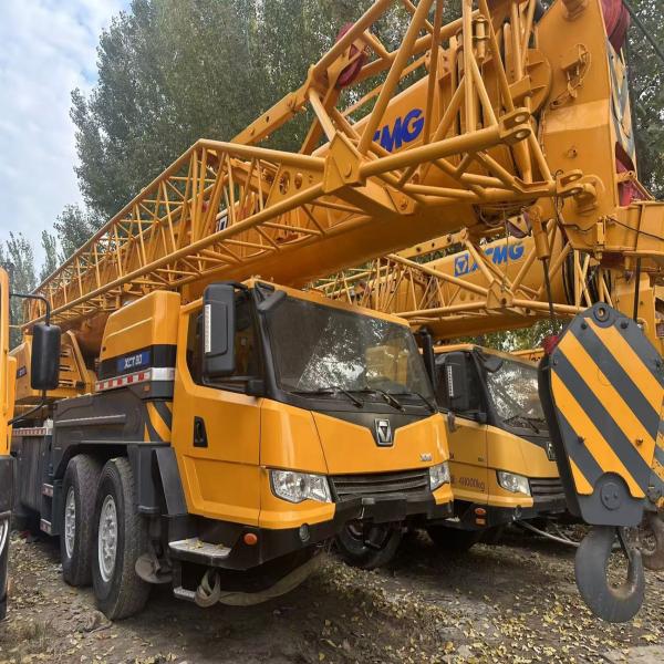 XCMG XCT80 Used Crane  Trucks Second Hand Heavy Equipment 80T 80km/h