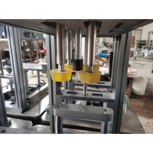 Машина крышки пивной бутылки машины 500ml покрывать винта квадрата нержавеющей стали автоматическая