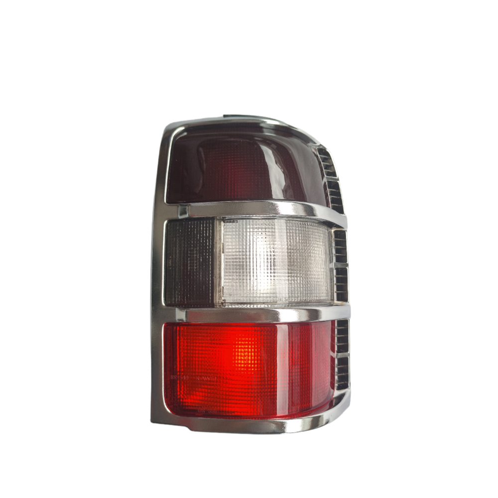 Original MR414041 MR414042 Parking & Turning Signal Light Bulbs 12V New for Mitsubishi Pajero Montero V33 1989-1999