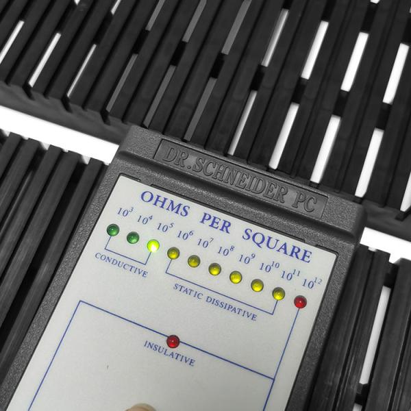 Компонент цепи электроники упаковывая мобильную пластмассу черноты подноса ESD анти- статическую