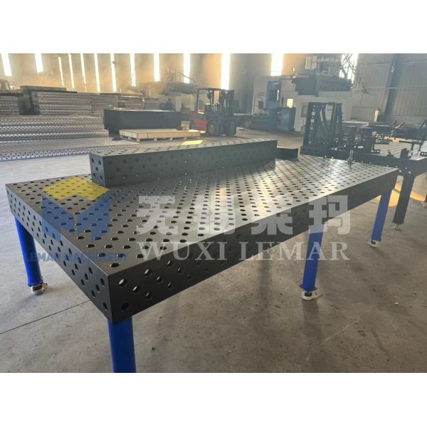 Heavy Duty D28 Welding Platform Supporting Multi-Angle Positioning Clamps