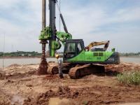 Le couple maximum KR150C de 150 KN.M a ennuyé la plate-forme de forage de pile pour la machine de piles ennuyée par profondeur maximum de perçage de 52m