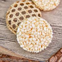 Le biscuit des montagnes de soufflage de riz de blé de riz d'orge colle le casse-croûte coréen pour des enfants