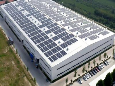 Prefabricated Commercial Metal Frame Warehouse With Solar Panel