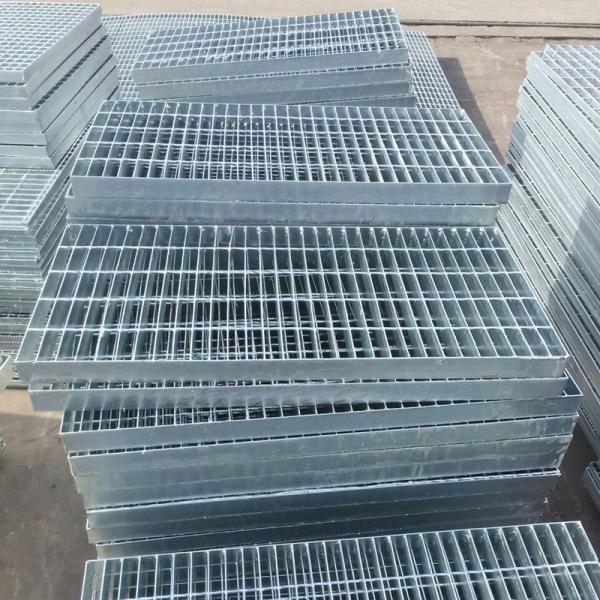 Grelhas inoxidáveis galvanizadas mergulhadas quentes da entrada de automóveis 30mm