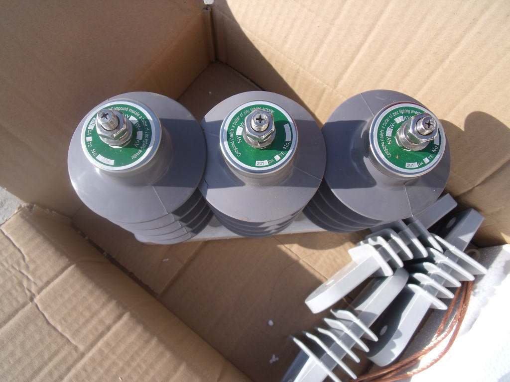 3kV Polymer Zinc Oxide Lightning Arrester , Mov Type Surge Arrester