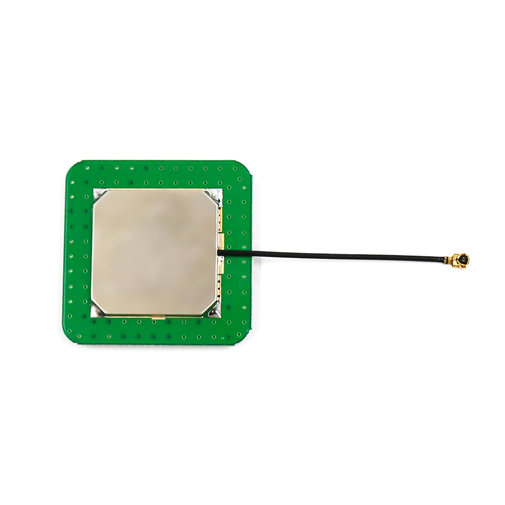 4G 5G 5.8g V2X Multi In One Ceramic GNSS Antenna Wifi Bluetooth High Accuracy
