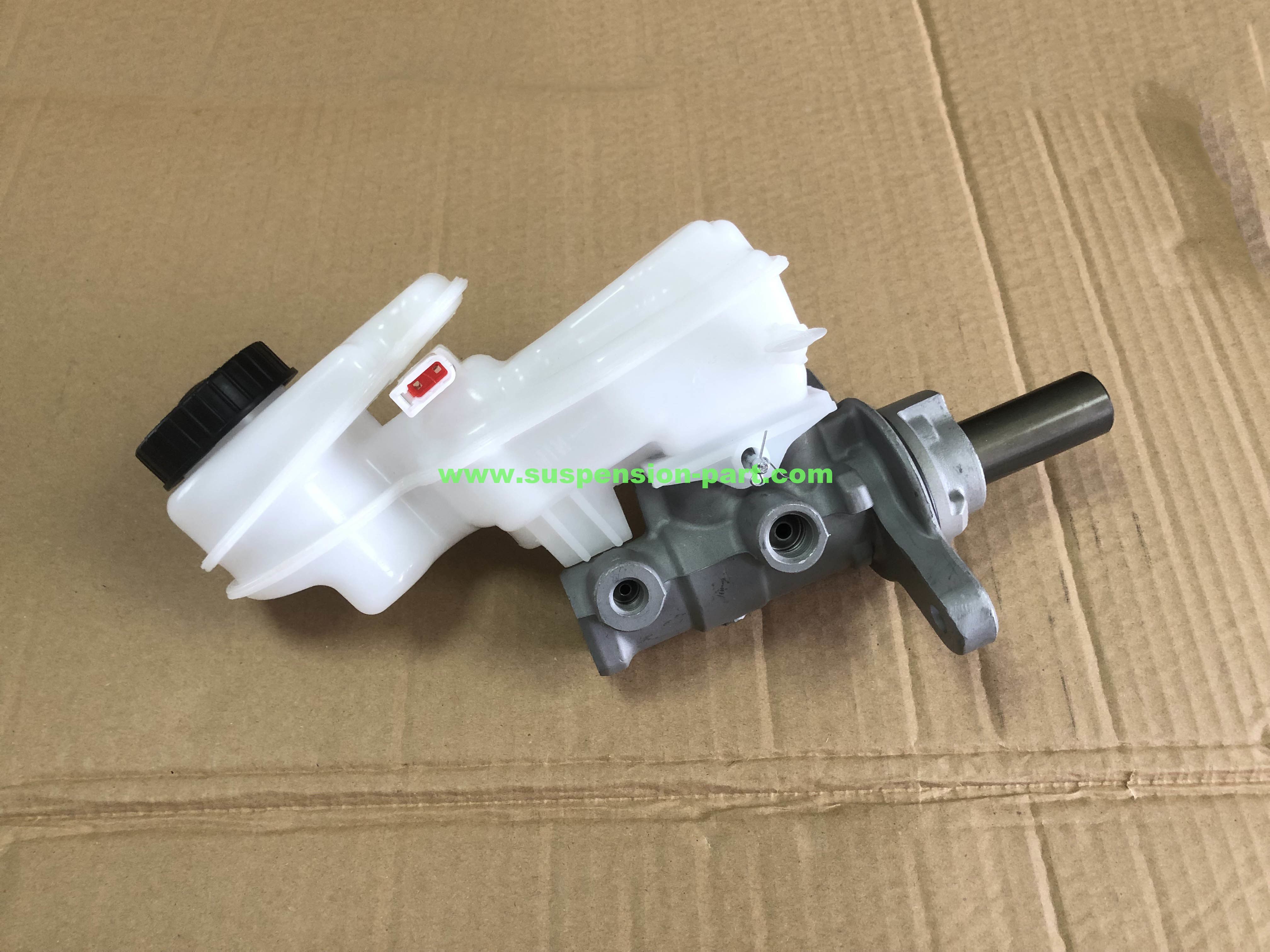 OEM UCYS-43-40ZA AB312004WA BRAKE MASTER CYLINDER FOR FORD  RANGER MAZDA  BT-50