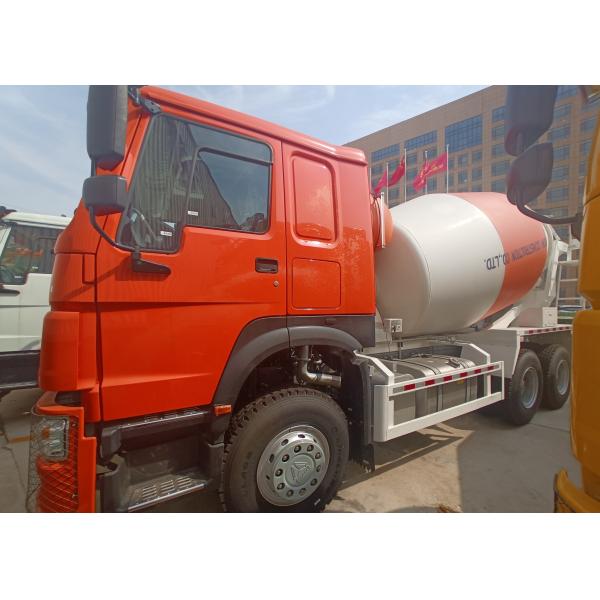 102km/H SINOTRUK HOWO Concrete Mixer Truck 371HP 10CBM LHD 6x4