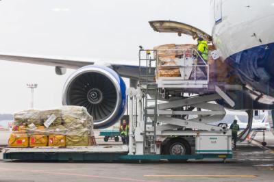 Experto en transporte aéreo de carga para envíos desde Pakistán a Kazajstán, Kirguistán, Uzbekistán, Turkmenistán y Afganistán