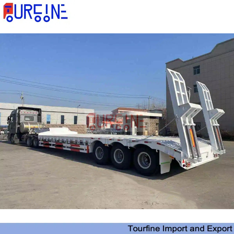 Strong Loading 60 Ton 3 Axle Lowbed Trailer For Construction Equipment Transportation