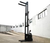 Walkie Electric Stacker empilhadeira 3000mm Altura em pé Cabina ajustável Localização empilhadeira de paletes elétrica empilhadeira