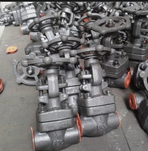 NPT High Temp Pressure Seal Globe Valve Bonnet A105 With Nace Mr0175 Material/forged globe valve with electric actuator