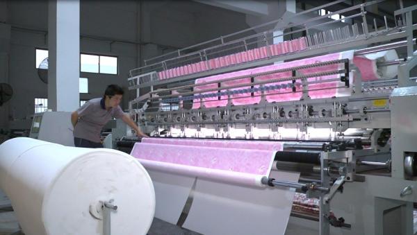 Textile Machinery Single Head Duvet Quilting Machine 2..8m For Air Conditioning Quilt