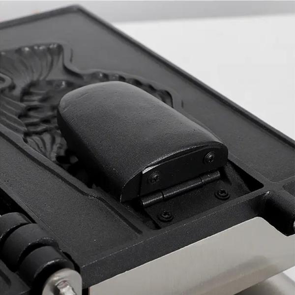 1400W Taiyaki Waffle Maker Electric Fish Shape Ice Cream Cone Making Machine