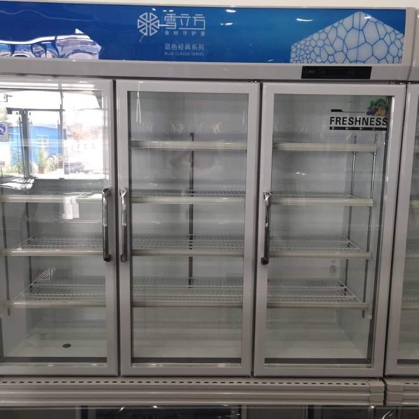 Beverage 3 Glass Door Commercial Refrigerator Supermarket