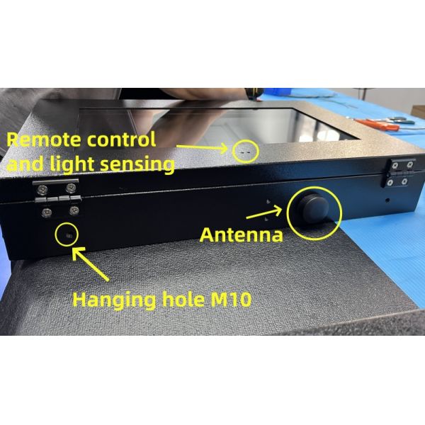 32 Inch 1920x1080 HD Outdoor LCD Display with 50000~100000hours Lifespan for Digital Signage