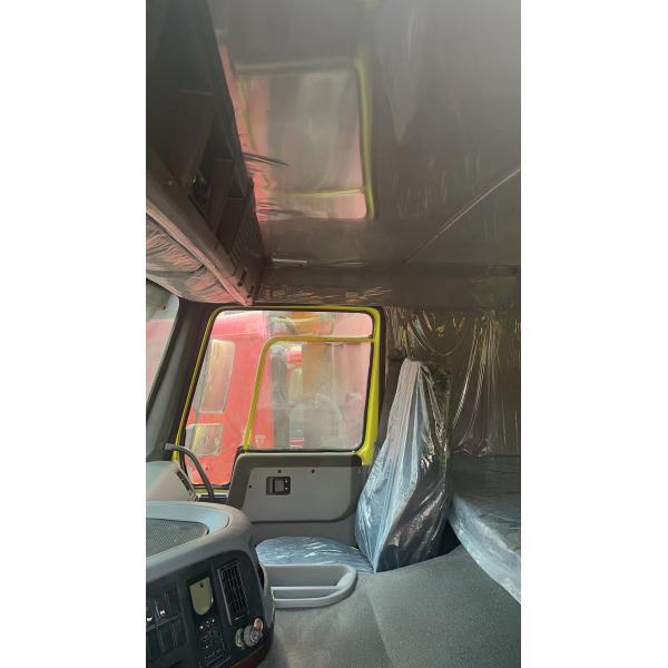 Подержанный HOWO SINOTRUK Дэмп-Трик 8х4 Подержанный HOWO 375 HP Дэмп-Трик для продажи