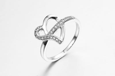 O coração deu forma 925 à aliança de casamento de prata da eternidade dos anéis 2.38g CZ da CZ