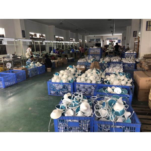 4G LTE 700-2700MHz Outdoor Directional Antenna Omni Fiberglass Pole Mounting