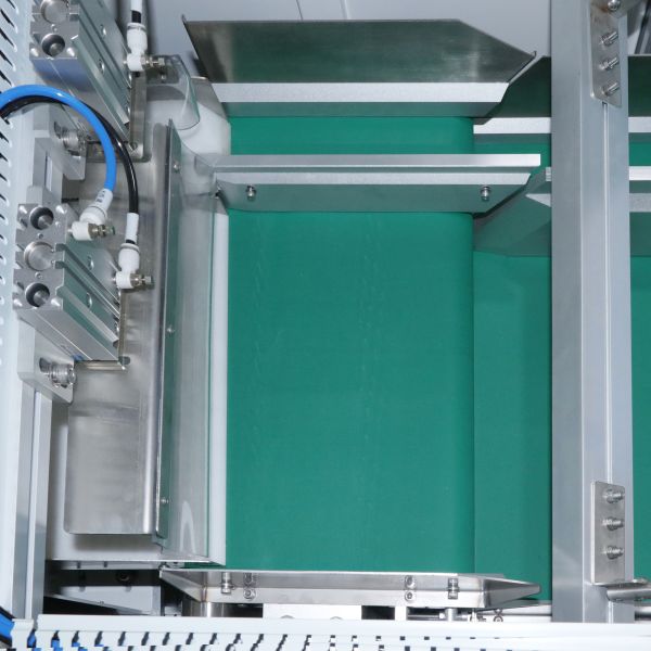 Industrial Automatic Counting & Packaging Machine for Seals, Gaskets, Plastic Parts, Rubber & Hardware Components