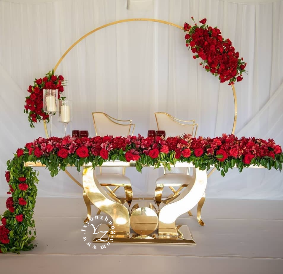 Couple Gold Stainless Steel Wedding Table for Bride and Groom Farmhouse Design Style for Hall or Apartment