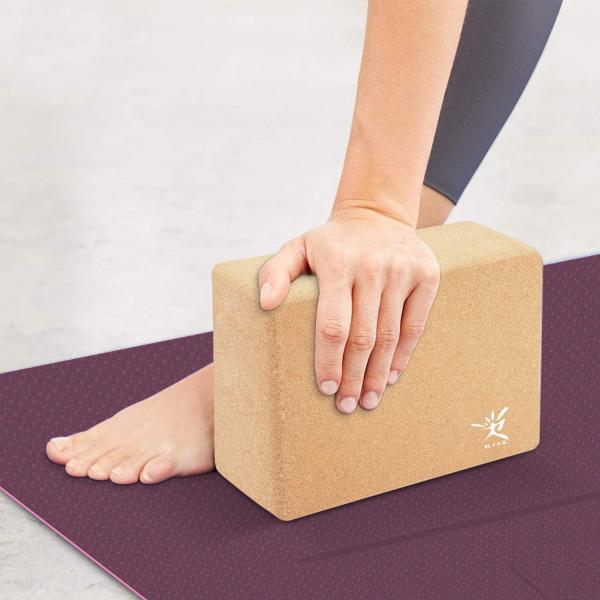 Custom Logo Recyclable Wholesale Solid Natural Cork Yoga Block For Indoor Yoga Exercise