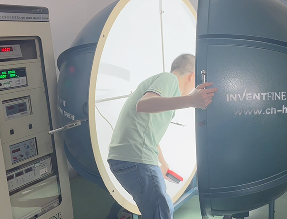 MR16/gu10 12V/220V 36/120D Led Spot Bulb with Dimmer Compatibility and Customization