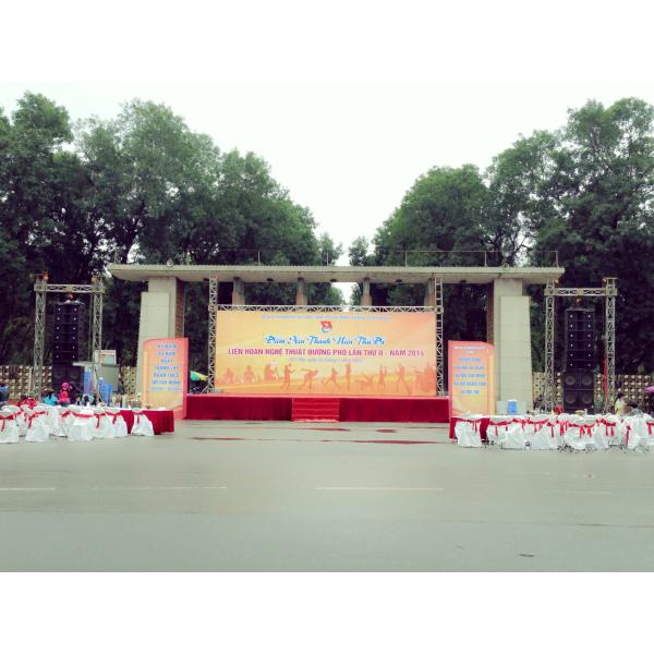 Single 18 Inch Pro Audio Powered Subwoofer For Stage Event Club