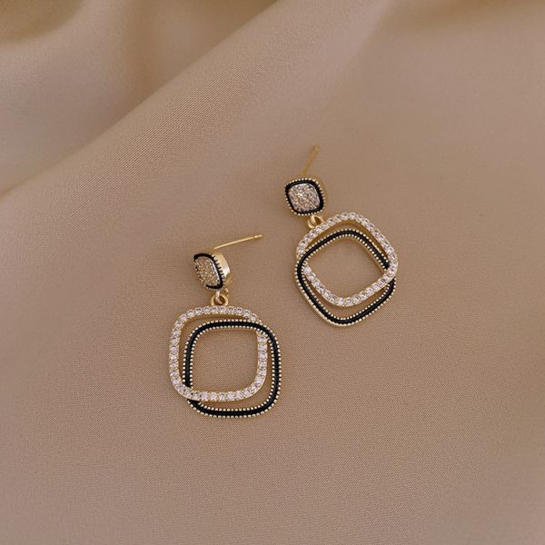 2025 New Style Sterling Silver Temperament Goddess Summer Simple Earrings