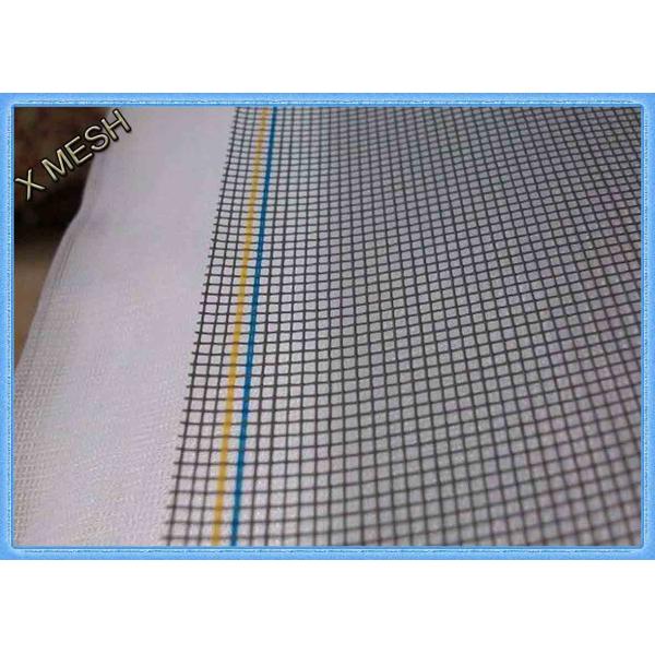 Черная сетчатая сетчатая сетчатая сетка 18 X 16 ПВХ с покрытием из стекловолокна Пряжа Плетение