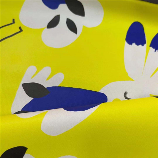 Liquidación respirable al aire libre 150D 150D el 1.5M de las telas sintéticas de la prenda impermeable 220GSM