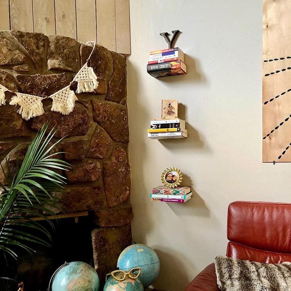 Organizadores de livros montados na parede para armazenamento de livros pesados no escritório da sala de estar do quarto