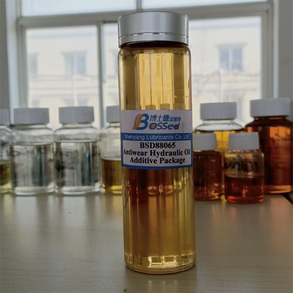 High Performance Lubricant Hydraulic Oil Anti Friction Additives Wear Resistance For Transmission