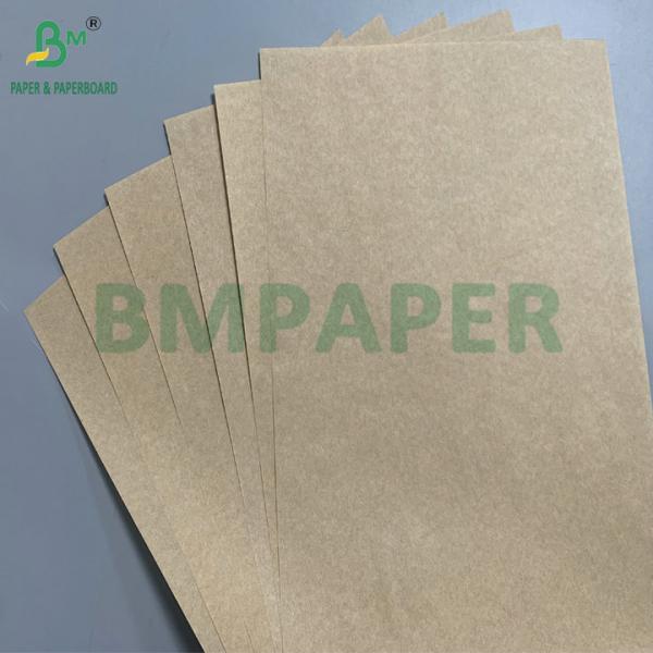 Papel resistente a la grasa para la fabricación de papel de envoltura para recipientes de alimentos