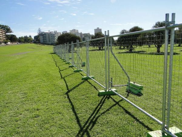 Portable 8ft Length Temporary Steel Fencing For Construction Sites