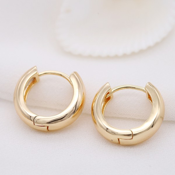 Factory Jewelry Wholesale Simple Design Round Shape 14K Gold Plated Thick Initial Huggie Hoop Earrings