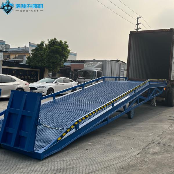 Factory Loading Unloading Dock Ramp Mobile Yard Ramp for Loading Container