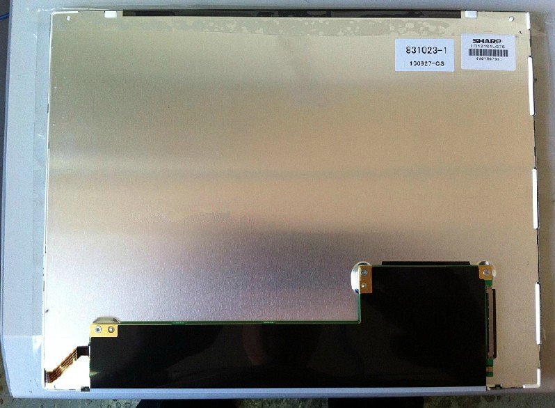 12,1» LCM 800×600RGB   ² 330cd/m    LQ121S1LG75	Диез   Дисплей TFT LCD