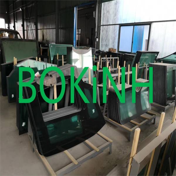 Окно кабины экскаватора AT154422 ХИТАЧИ закалило стеклянную цену положения NO.4 левой двери заднюю хорошую