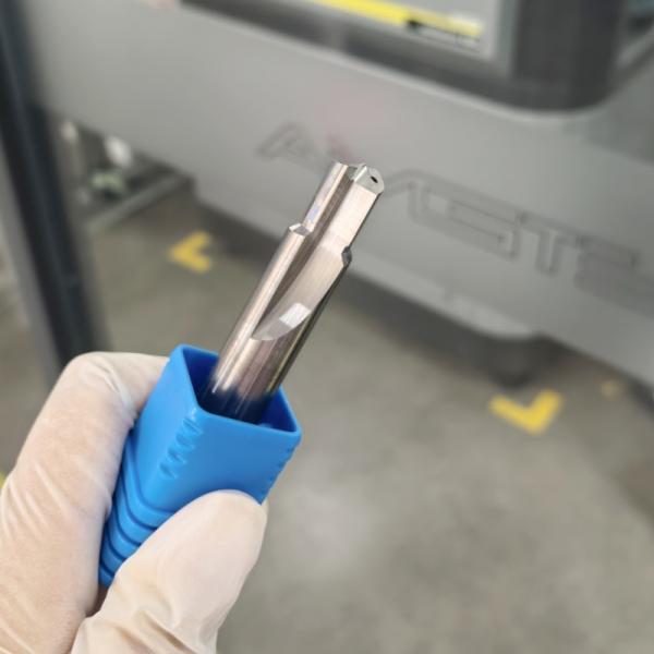 Anti Chipping Solid Carbide Drill Bit Coolant Through Deep Hole Drill Smooth Surface OEM